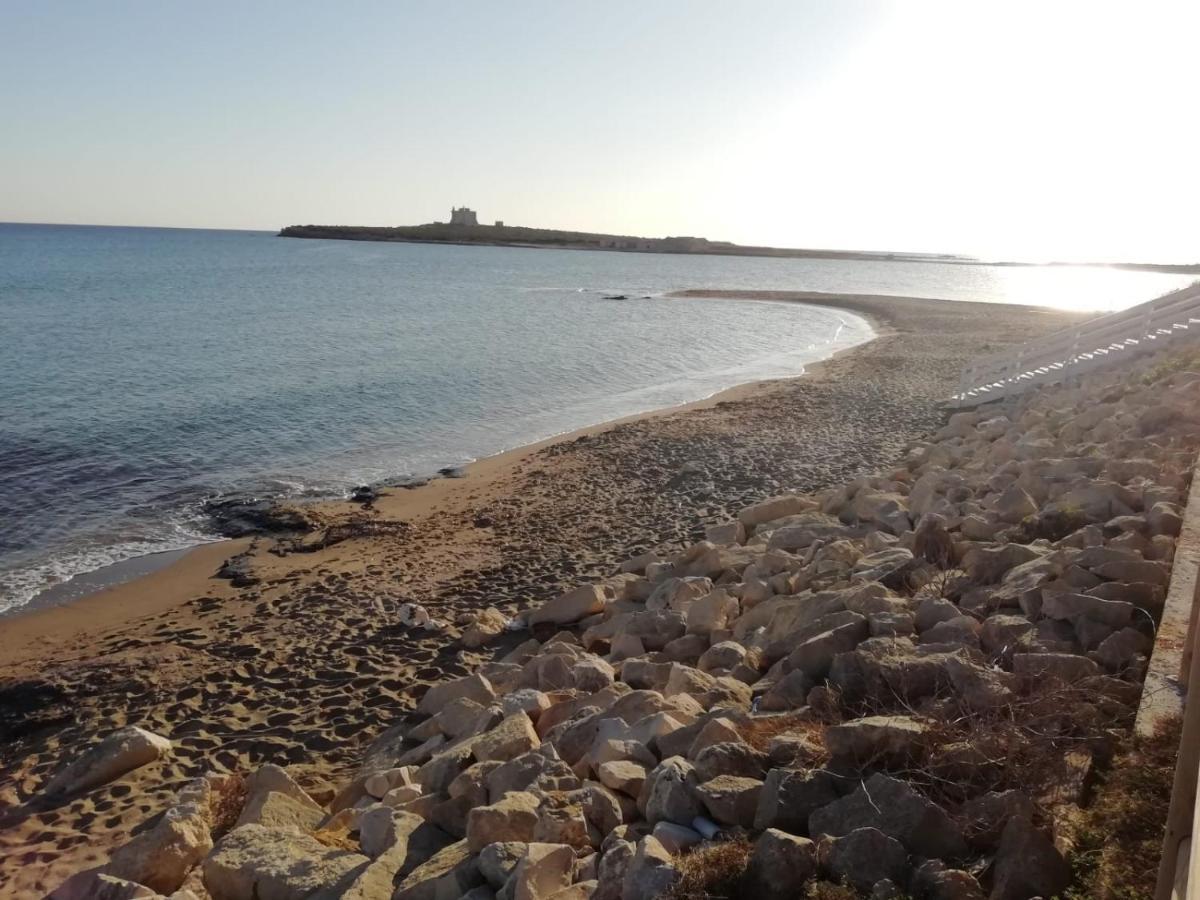 La Trinacria Di Capo Passero Portopalo Di Capo Passero Luaran gambar