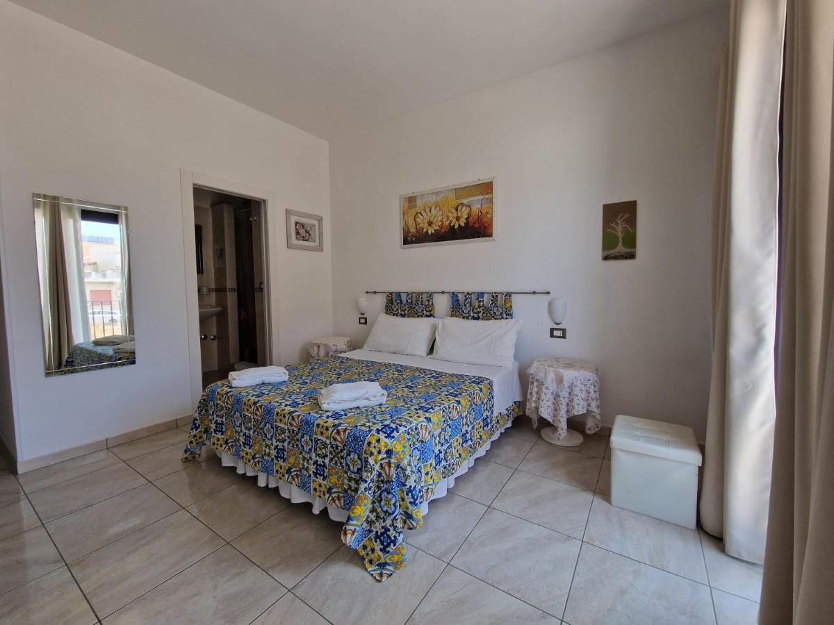 La Trinacria Di Capo Passero Portopalo Di Capo Passero Luaran gambar